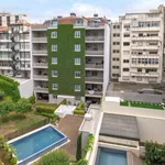 Rent 2 bedroom apartment in Lisbon