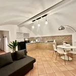 Rent 3 bedroom apartment of 60 m² in Napoli