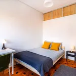 Rent a room in porto