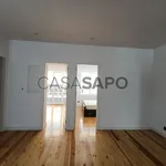 Rent 2 bedroom house of 130 m² in Porto