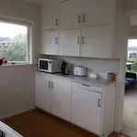 Rent 2 bedroom house in Mairangi Bay