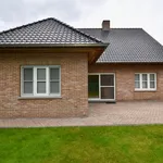 Rent 5 bedroom house of 205 m² in Ruiselede