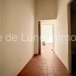 Appartement de 96 m² avec 2 chambre(s) en location à Nîmes