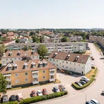 Hyr ett 4-rums lägenhet på 83 m² i Vadstena