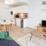 Rent 1 bedroom apartment of 42 m² in Rueil-Malmaison