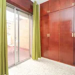 Rent a room of 130 m² in granada