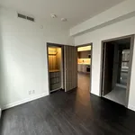 Appartement de 635 m² avec 2 chambre(s) en location à Old Toronto