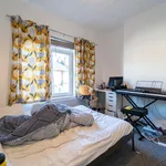 Rent 4 bedroom flat in West Midlands