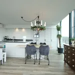 RECENT PENTHOUSE 150M² MET 2 SLP EN RUIM TERRAS VAN 80 m² NABIJ CENTRUM.