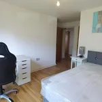 Rent 2 bedroom flat in Wales