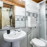 Rent 1 bedroom apartment of 60 m² in Florence