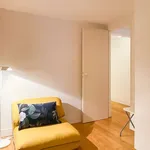 Rent 2 bedroom apartment of 50 m² in lisbon