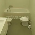 Rent 4 bedroom apartment of 80 m² in Rovegno