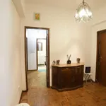 Rent a room of 150 m² in lisbon