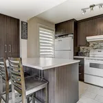 5 bedroom apartment of 1140 sq. ft in Longueuil