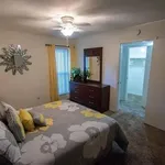 Rent 1 bedroom apartment in Los Angeles