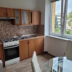 Pronajměte si 2 ložnic/e byt o rozloze 57 m² v Hradec Králové