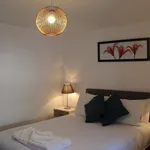 Rent 4 bedroom apartment of 69 m² in Exeter