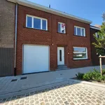 te huur: volledig gerenoveerde woning in boezinge