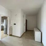 Rent 3 bedroom apartment in Turin