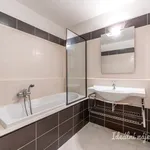 Pronajměte si 3 ložnic/e byt o rozloze 109 m² v Prague