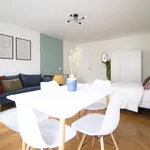  appartement avec 4 chambre(s) en location à Paris