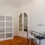 Rent a room of 125 m² in Madrid