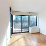 Rent 2 bedroom apartment of 99 m² in New York