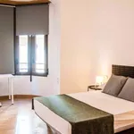 Rent a room of 150 m² in Valencia