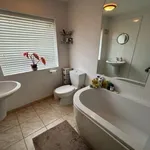 Rent 3 bedroom apartment in East Midlands