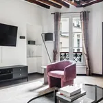 Appartement de 592 m² avec 2 chambre(s) en location à Paris