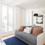 Rent 1 bedroom apartment of 60 m² in porto