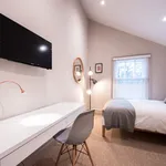 room in Caversham Road, Reading