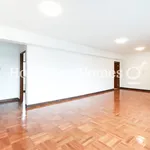 Rent 3 bedroom apartment of 118 m² in Mid-levels East