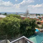 Rent 12 bedroom house of 1500 m² in Johannesburg