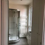 Appartement de 32 m² avec 2 chambre(s) en location à montrouge