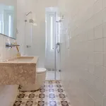 Rent 3 bedroom apartment of 65 m² in Lisbon