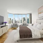 Rent 2 bedroom apartment in Manhattan