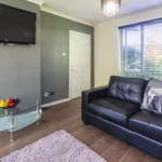 Rent 4 bedroom house in Leeds