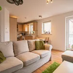 Rent 2 bedroom apartment in Cardiff