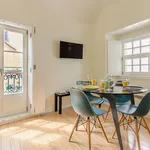 Rent 2 bedroom apartment of 85 m² in Lisbon