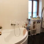 Rent 5 bedroom apartment of 130 m² in Napoli