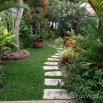 Rent 6 bedroom house of 600 m² in Chon Buri