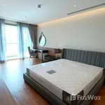 Rent 3 bedroom house of 210 m² in Bangkok