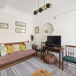 Rent 1 bedroom apartment of 50 m² in lisbon