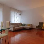 Rent 1 bedroom apartment of 140 m² in milan