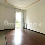 Rent 3 bedroom apartment of 116 m² in Genoa