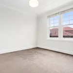 Rent 2 bedroom apartment in Coogee