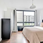 Miete 2 Schlafzimmer wohnung von 1238 m² in Glattbrugg