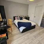 Rent 5 bedroom house in East Of England